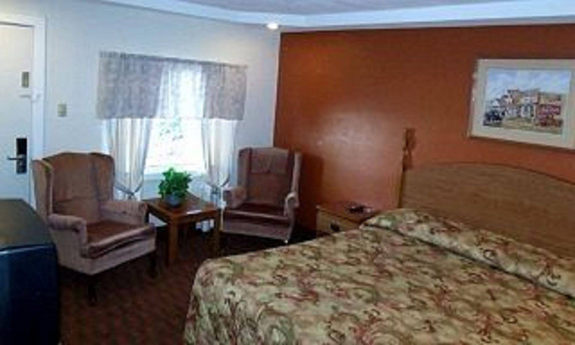 Woodlawn Hills Motel Henderson Exterior foto